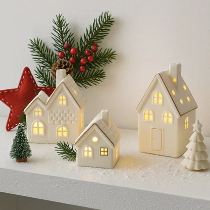 SnowHause | Keramik Weihnachtsdorf LED Dekorationsset