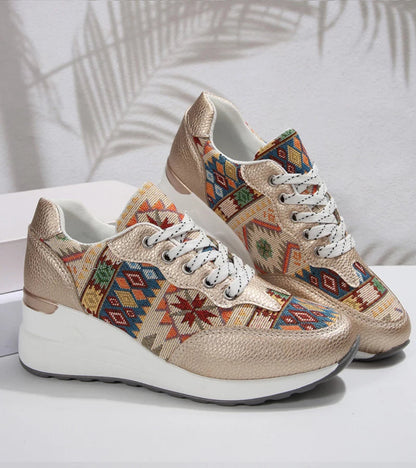 Znaya – Boho Turnschuhe Mit Geometrischem Schnürdesign
